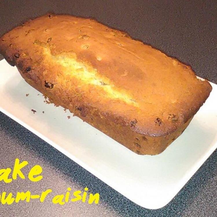 Cake rhum raisin