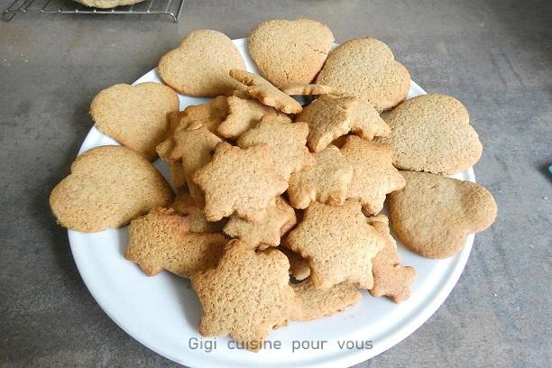 Coeurs etoiles en pain d epices au compact cook pro