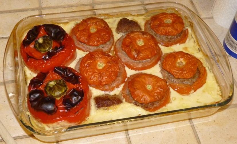 Duo de tomates et poivrons farcis aux tagliatelli