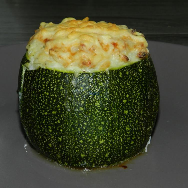 COURGETTES FARCIES AUX 2 BOURSIN