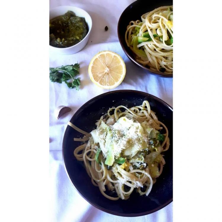 LINGUINE AUX COURGETTES ET PESTO PERSIL-PISTACHE