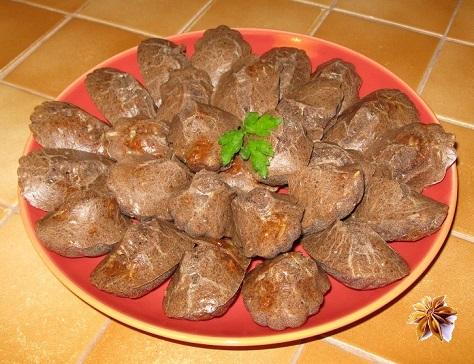 Madeleines a la tapenade et au chorizo