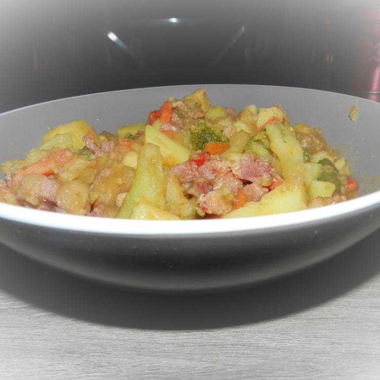 POTÉE PAYSANNE AUX LARDONS
