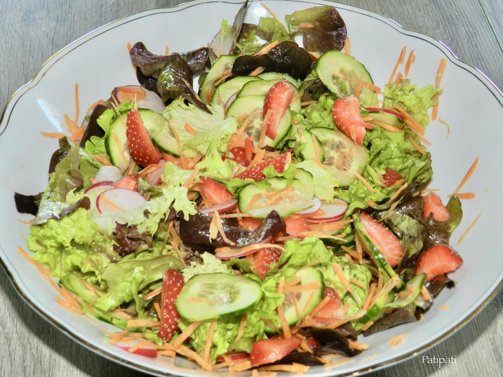 Salade composee aux fraises