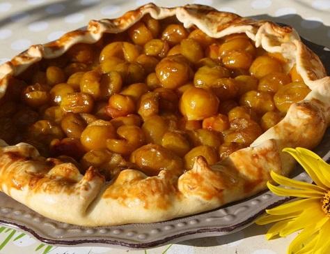 Tarte rustique aux mirabelles et au miel